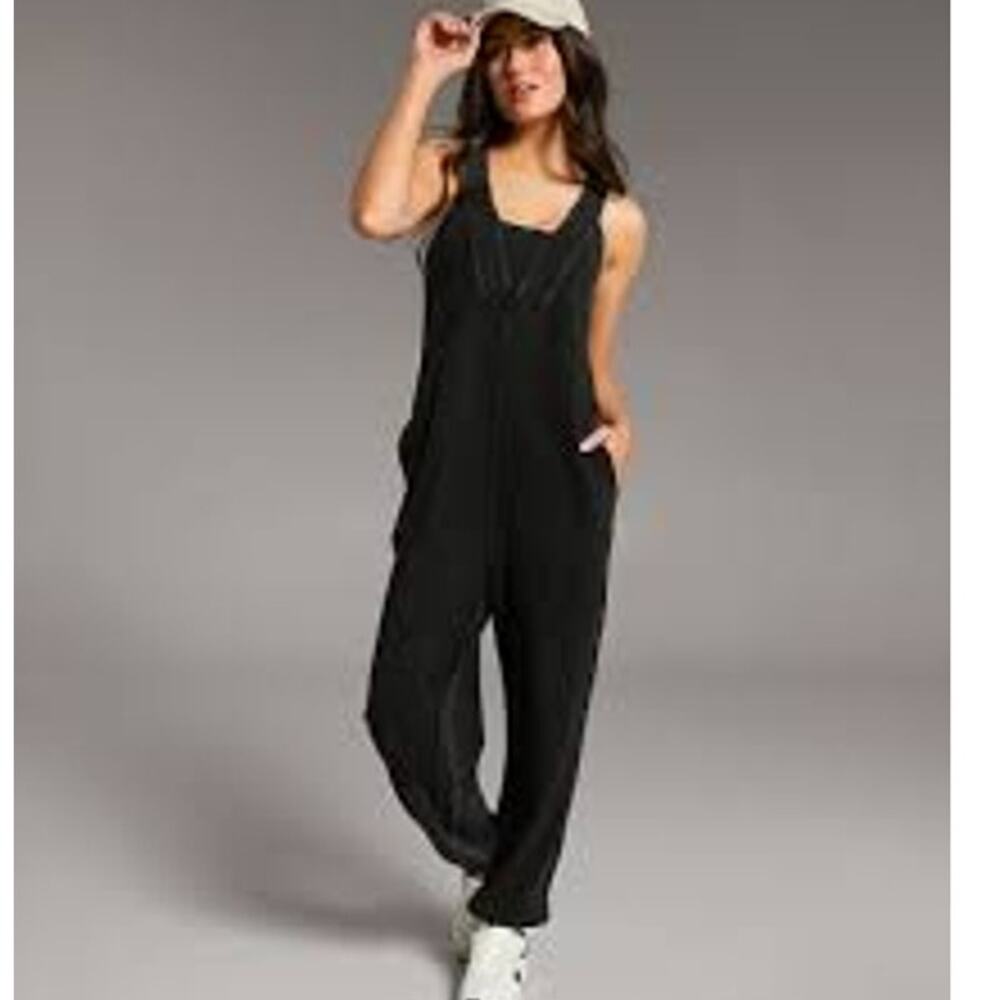 BKE Black Washed Jogger Jumpsuit Womens Small Sleeveless Stretch One Piece